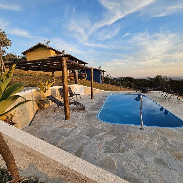 Chalés Vila Real - Tranquilidade na Serra de Carrancas - Piscina com uma vista espetacular do Pôr do Sol - Foto 4