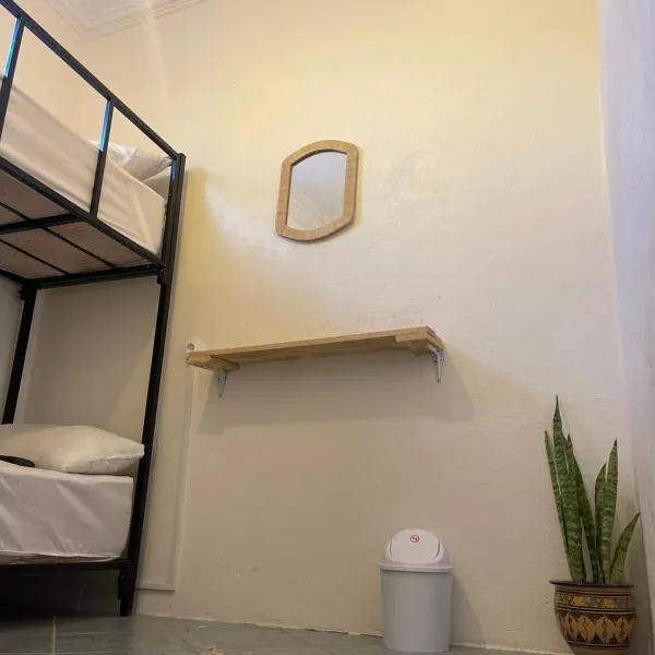 Inner Wave Morocco - Boutique Surf Yoga House, hotel in Tamraght Ouzdar