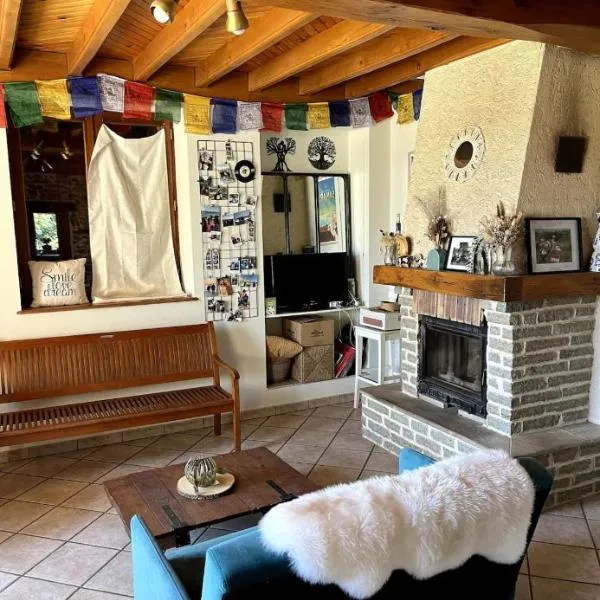 La Maison du Bonheur, hotel in LʼÉtrat