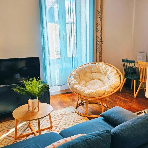 Le Blue Bohème, hotel em Fougères