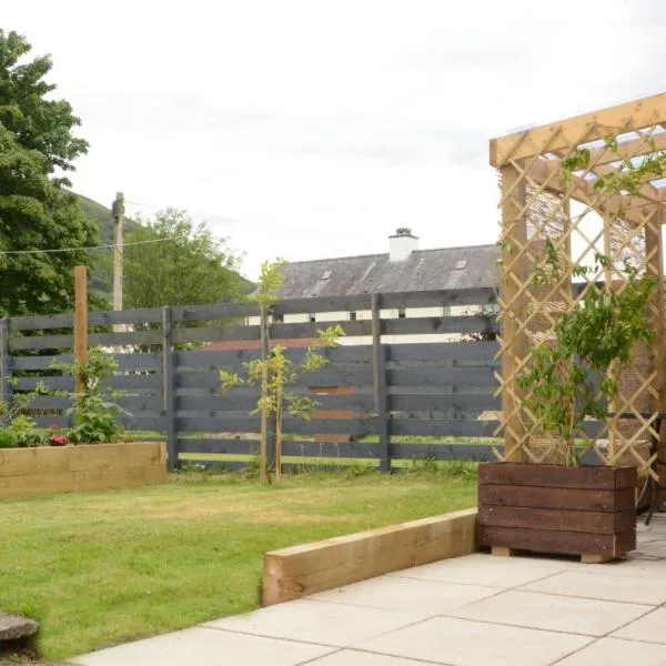 53 Locheil Road, hotel in Inverlochy