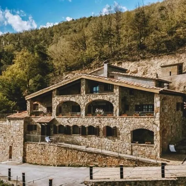 Turisme Rural Mas Isoles, hotel em Ripoll