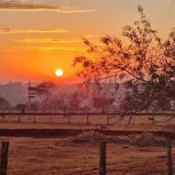 Casa por do sol