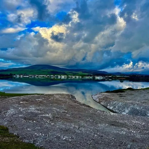 Lake District Caravan Holiday, hotel din Millom