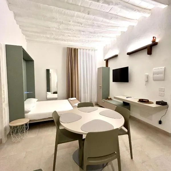 La Casa Adalt, hotel Viestében