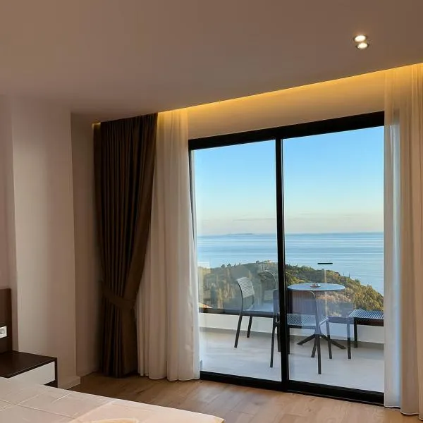 Helios Boutique Hotel, hotel in Dhërmi