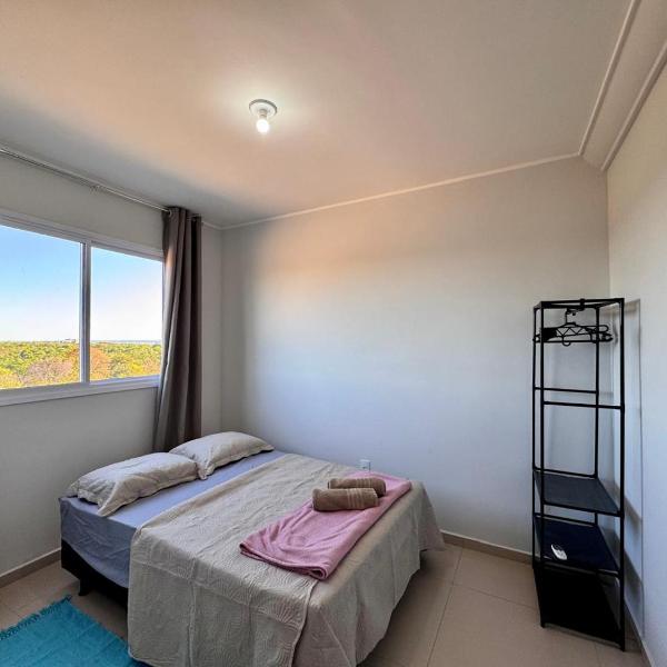 Apartamento de 02 quartos com vista para o lago - Foto 2