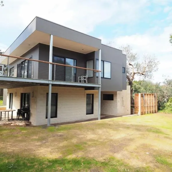 1 Anderson Ave - Stay 5 Nights - PAY 4 Jan 1-22، فندق في Sandy Point