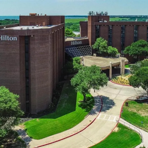 Hilton DFW Lakes Executive Conference Center: Grapevine şehrinde bir otel