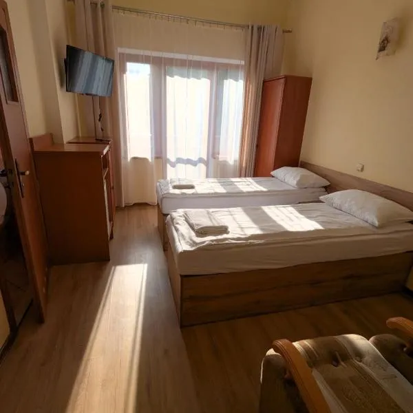 Pokoje Gościnne Vip, hotel in Jantar