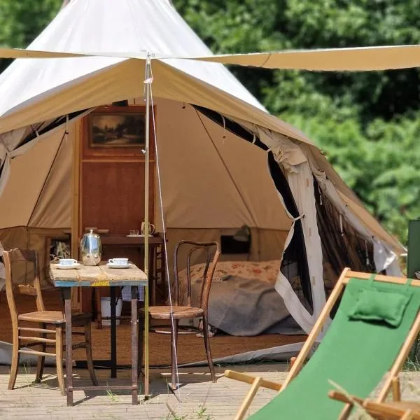 Strackxhoeve Veldtent 'Veldslaap', hotel sa Laakdal