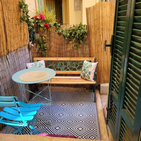Studio centre ville, hotel in Nice