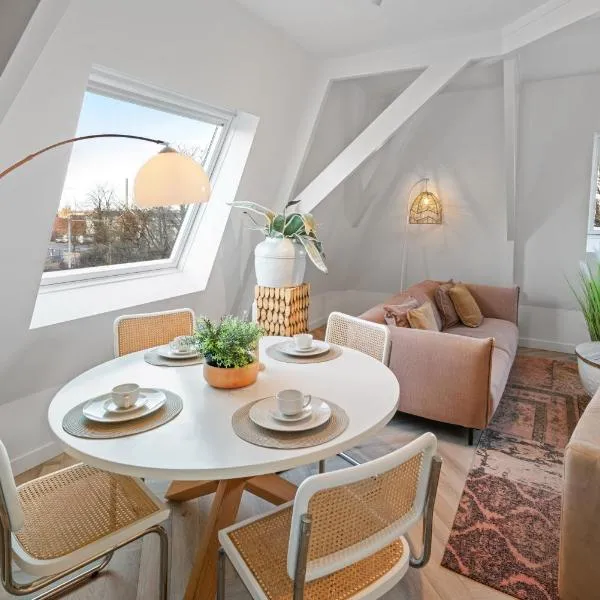 Stylish-loft near city center and park, Hotel in Roosendaal