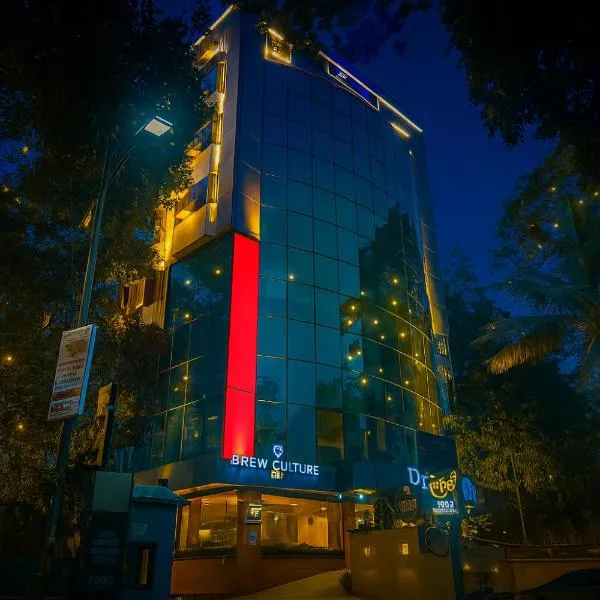 FabHotel Prime Deccan 8 - Nr Law college, hotelli Punessa