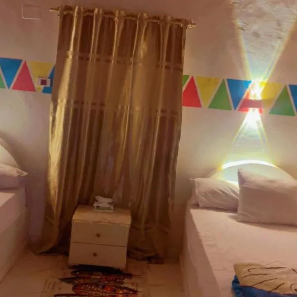 Wateen guest house, hotel v destinaci Jazīrat Aswān