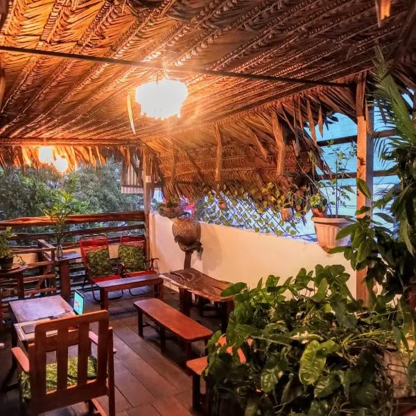 Amazon Home-Feliz Puerta, hotel in Iquitos