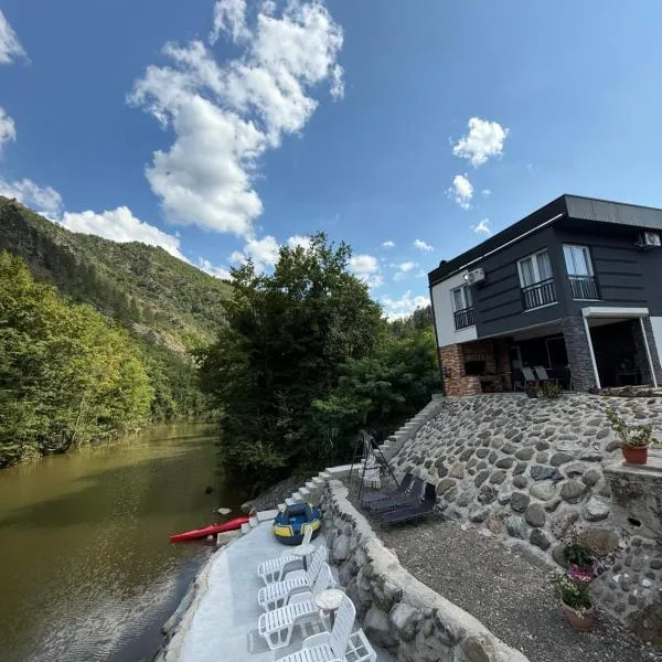 Apartmani Vanilla, hotel in Zavidovići