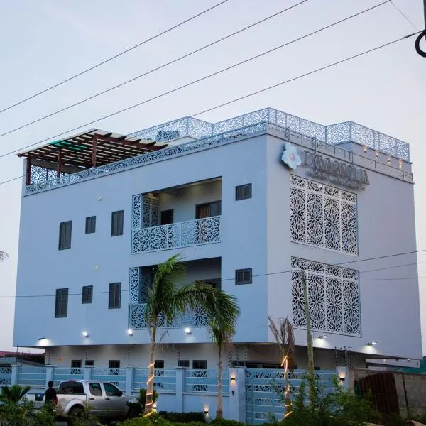 D'Magnolia Luxury Apartments, hotel en Ogbojo
