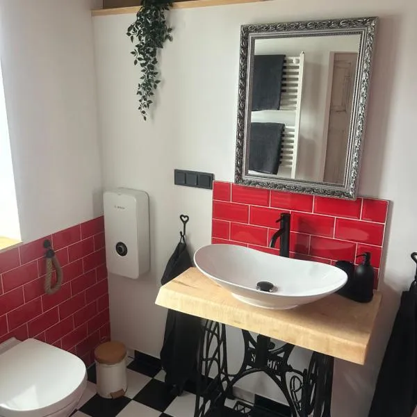 Erholung unterm Reetdach, hotel di Zickhusen