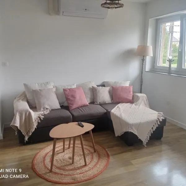 Au jardin des pies، فندق في Woustviller