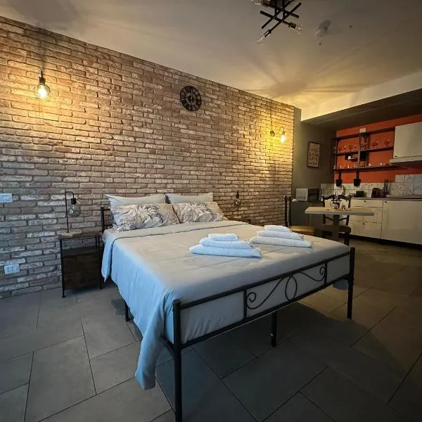 Silent Airport Room, hotel di Azzano San Paolo