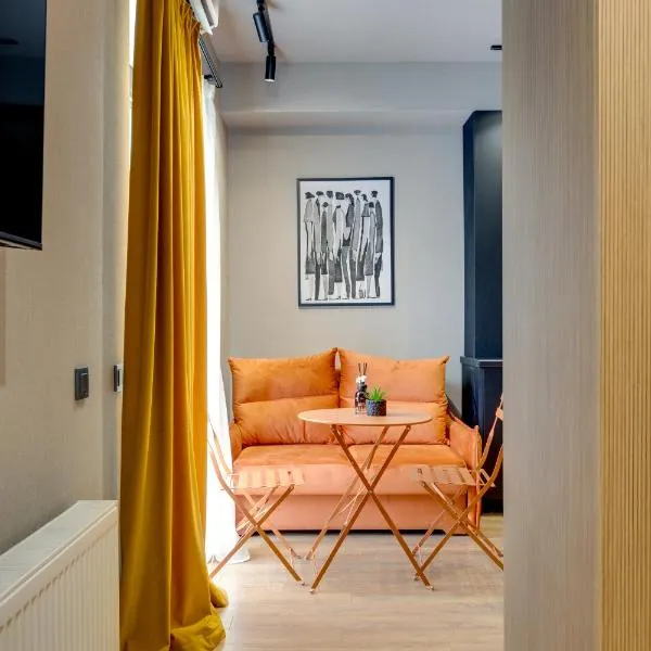 Ninore Orange Apartment in Old Tbilisi, hotel a Tbilisi City