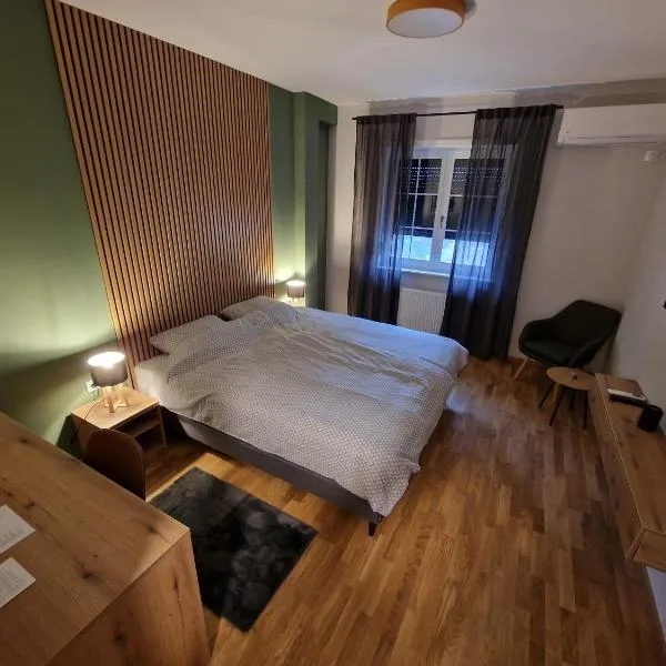 Apartmani i sobe PARK, hotel in Apatin