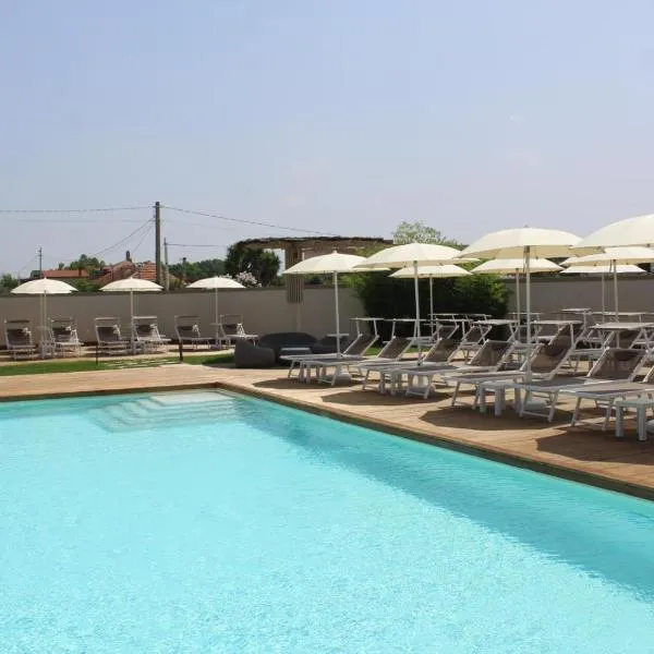 Neas Resort, hotel v destinaci Castel Volturno