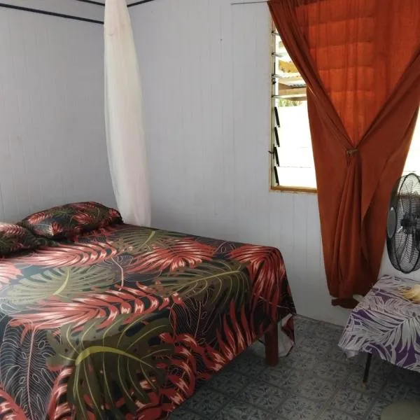 Chambre chez Tapuhere, hotel v destinaci HUH