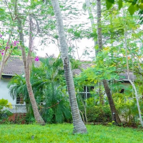 Villa Garden Appartment, hotel in Dar es Salaam