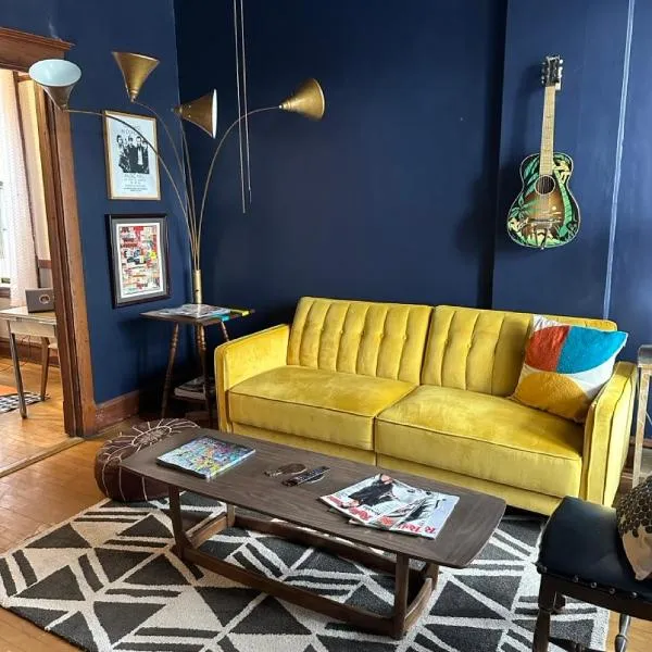 Friendly Suite Home Chicago, khách sạn ở Berwyn