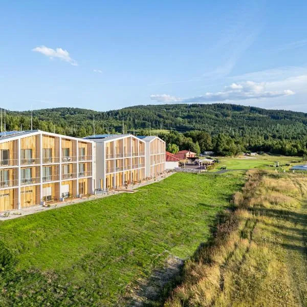 MARSHALL Golf & Wellness Hotel, hotel di Sokolov