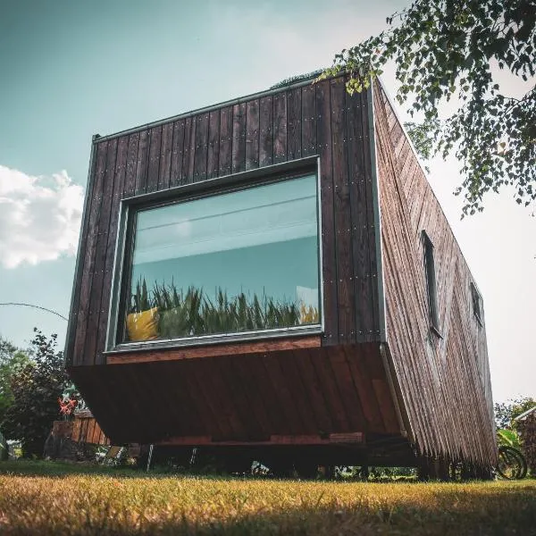 L'Échappée des Collines - Tiny House, hotel in Frasnes-lez-Anvaing