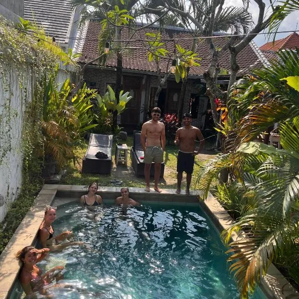 The Jungle House, hotel em Canggu