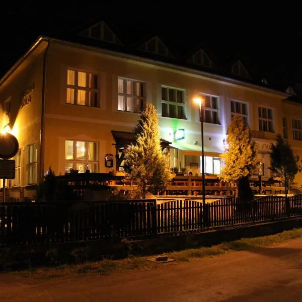 Hotel Obecná Škola, hotel in Hlásná Třebaň
