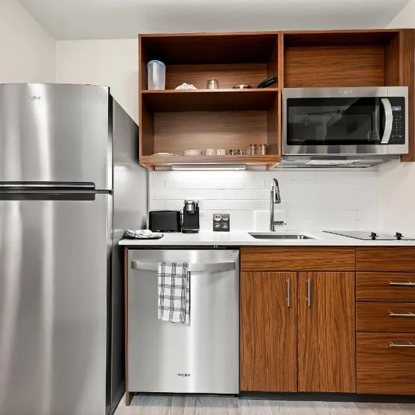 Everhome Suites Huntsville - Research Park – hotel w mieście Huntsville