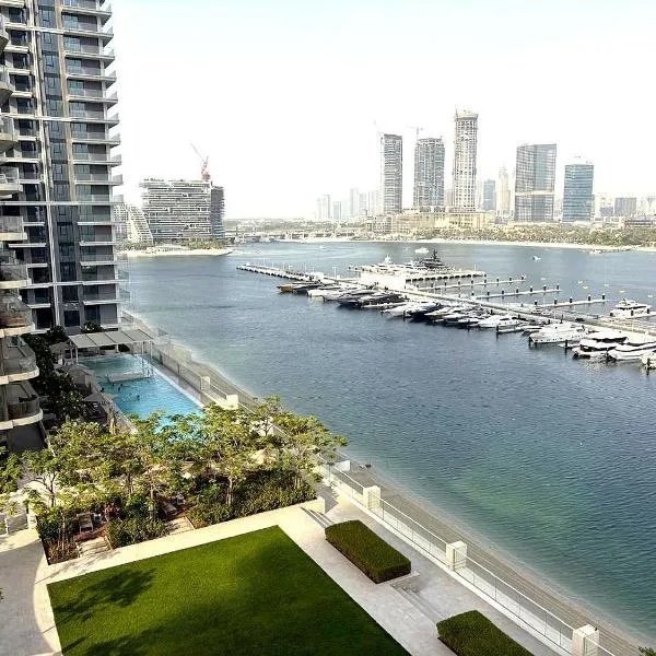 Palm View Marina Vista 1BR Beachfront, khách sạn ở Dubai