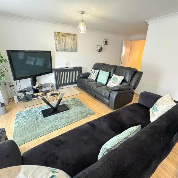Spacious Beautiful London 2 Bedroom Apartment - 2 Bathrooms, Hotel in London