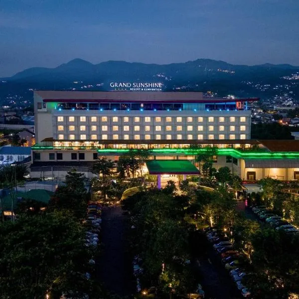 Grand Sunshine Resort & Convention โรงแรมในบันดุง