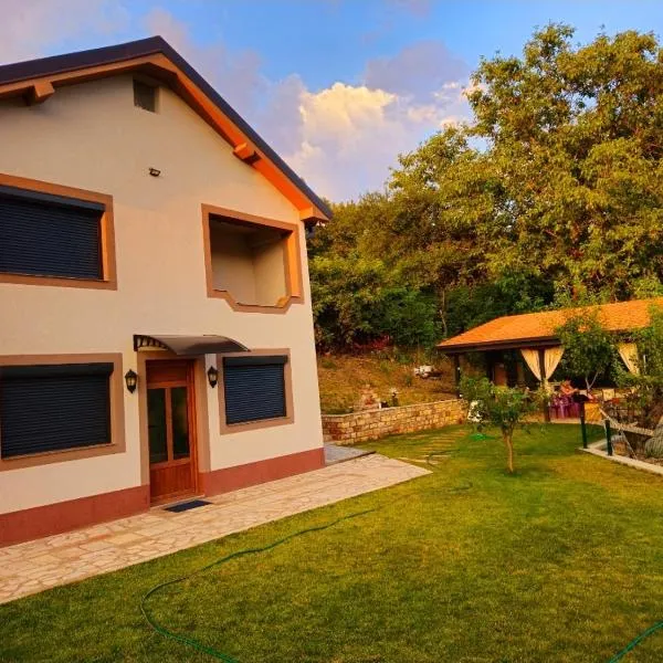 Villa Sara, hotell i Kratovo