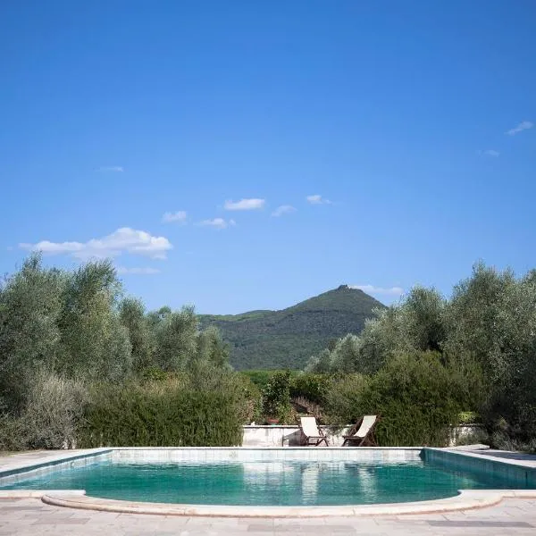 Agriturismo Tra gli Ulivi, Chiappini, hotel di Bolgheri