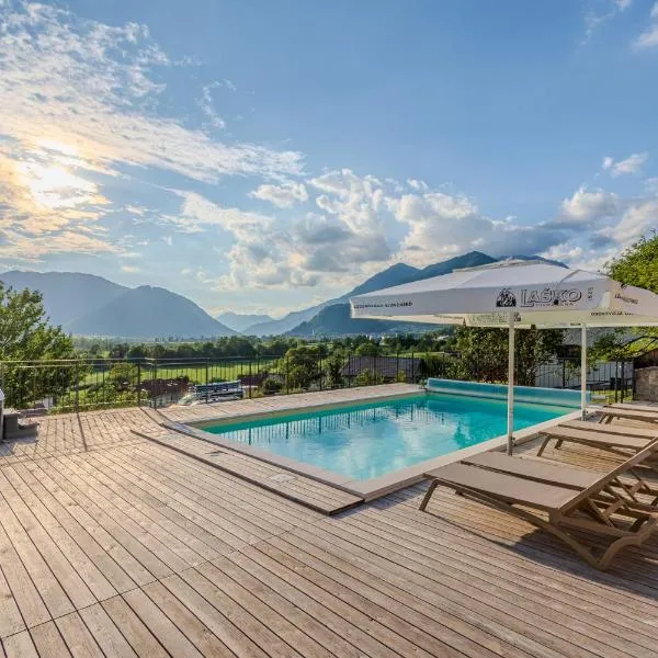 Tourist Farm Pri Kafolu, hotel em Tolmin