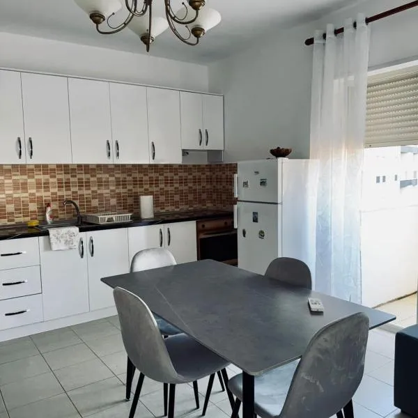 Freskia apartment , Golem, hotel in Golem