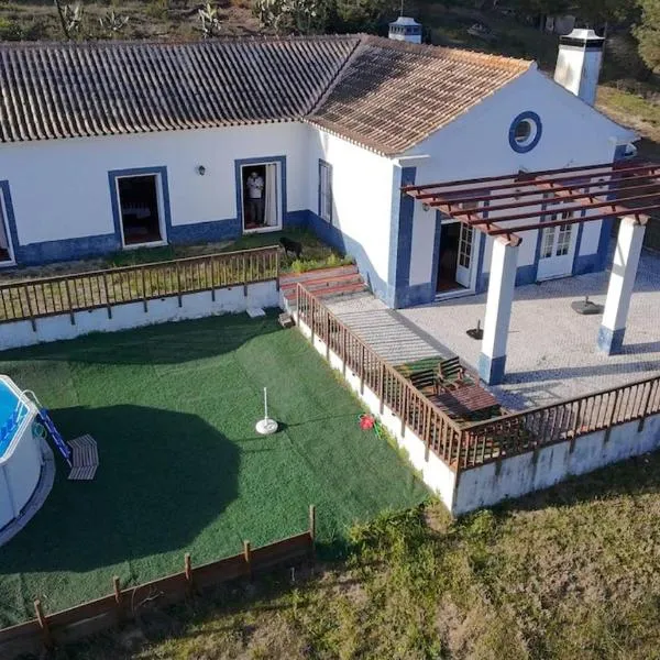 Casa da Lua, hotel in Erra