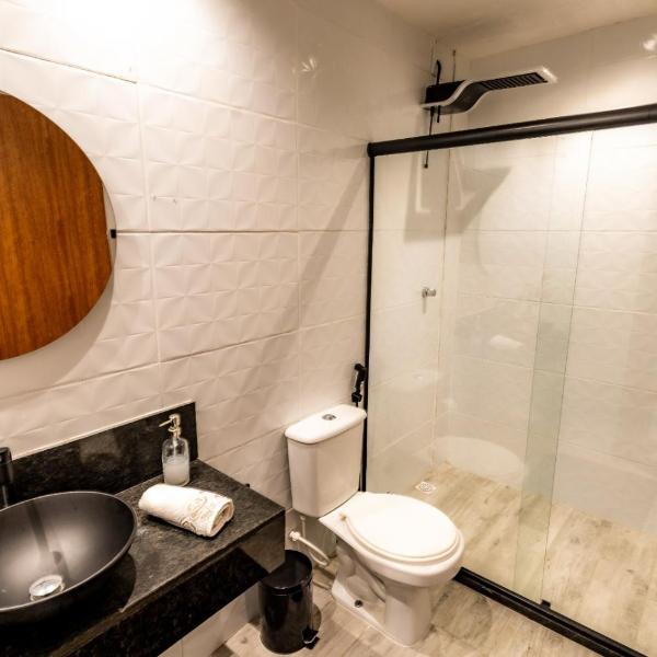 Apartamento Portofino - Totalmente climatizado - Condomínio beira-mar e próximo ao aeroporto - Praia de Itapuã - Foto 3