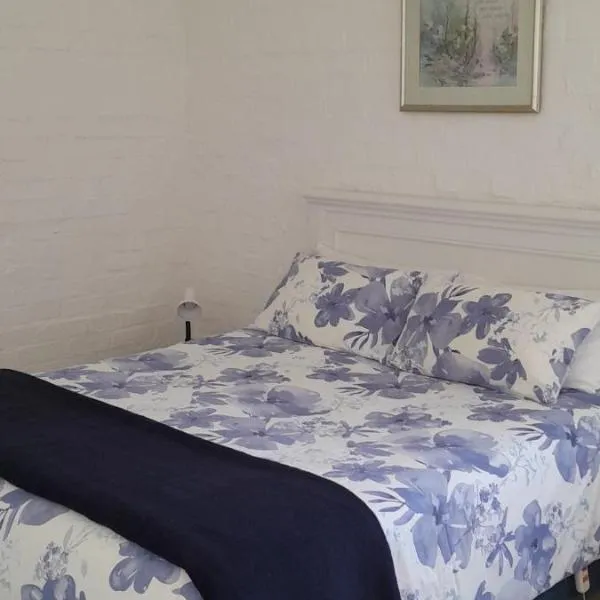Our Little House, hotel in Franskraal