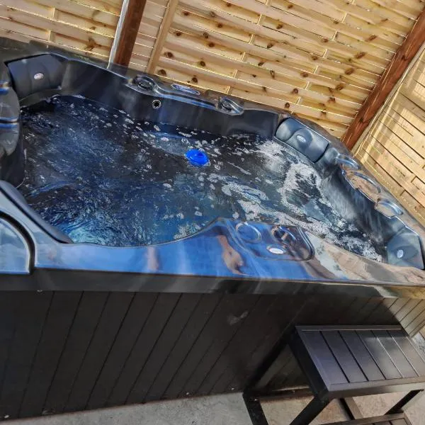 Villanorée Jacuzzi à Rivière-Pilote, hotel en Rivière-Pilote