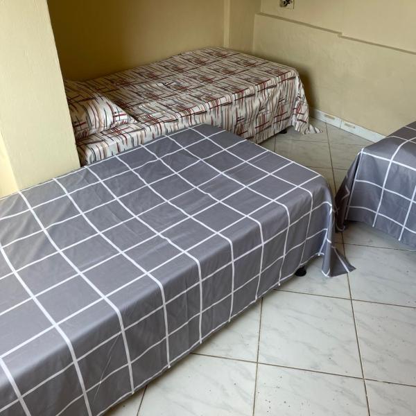 Hostel casa amarela - Foto 4
