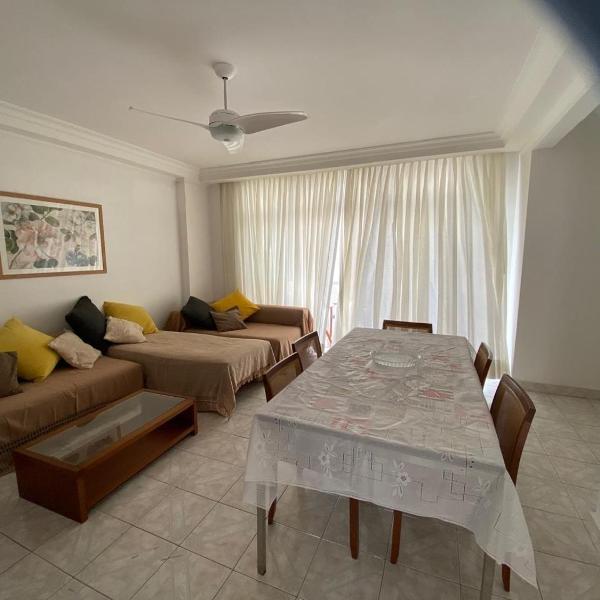 Apartmento Pitangueiras Guarujá 3 quartos 3 banheiros quarteirão da praia