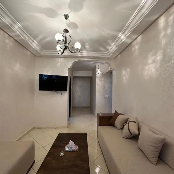 Cosy central appartment, hotel i Tanger